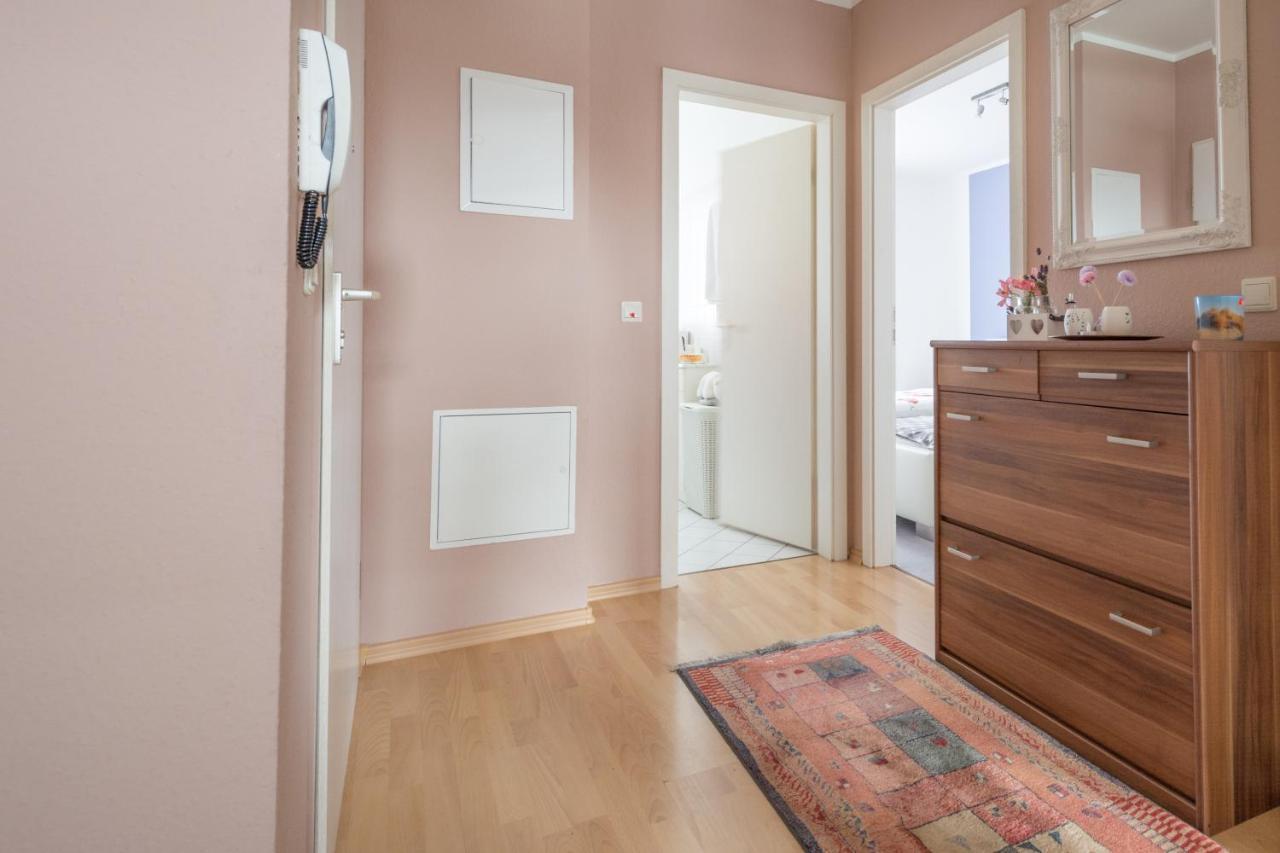 Anyroomdirect Private Apartments Near Hannover Exhibition Room Agency Luaran gambar