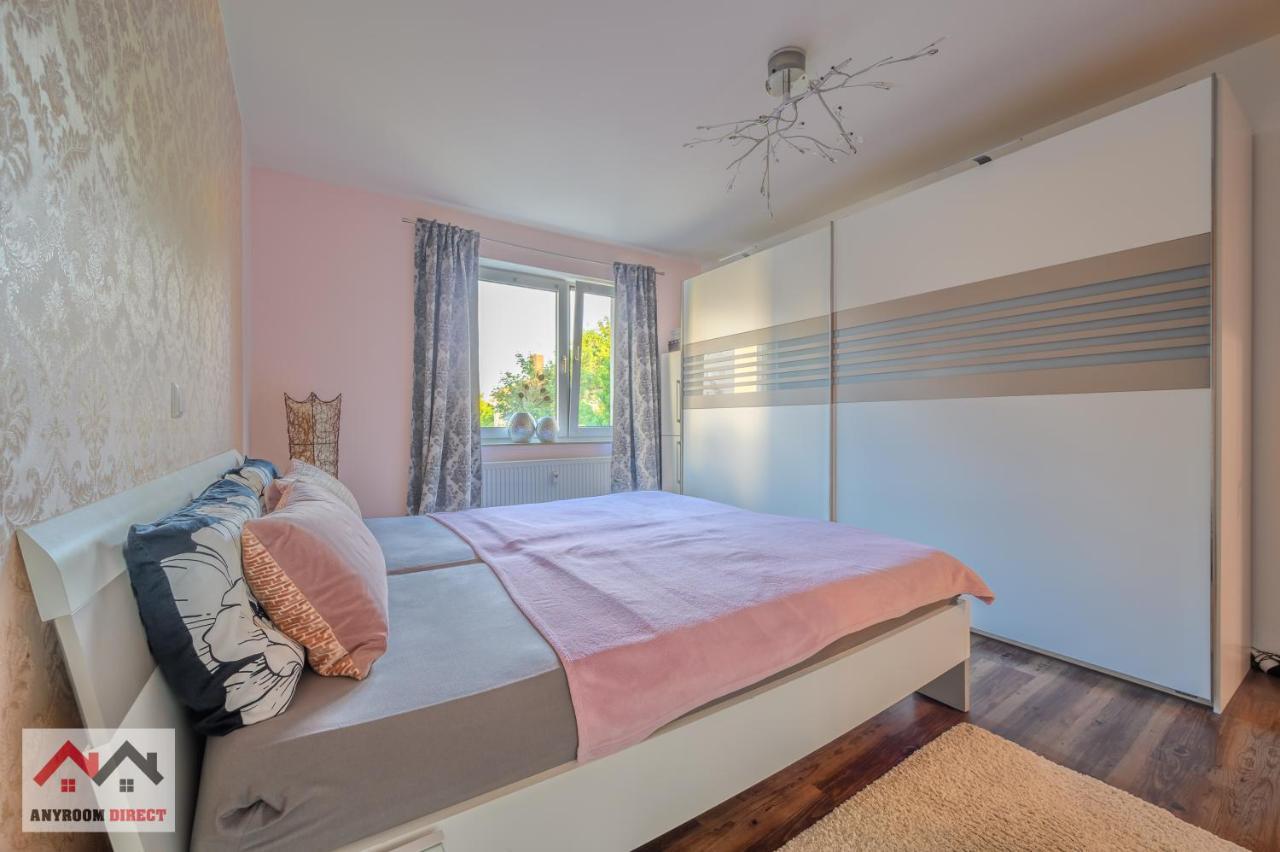 Anyroomdirect Private Apartments Near Hannover Exhibition Room Agency Luaran gambar