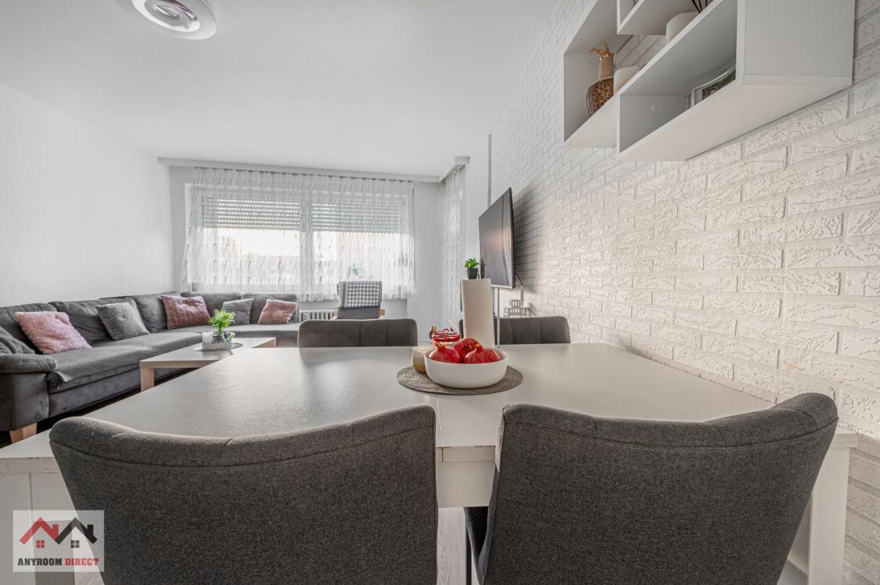 Anyroomdirect Private Apartments Near Hannover Exhibition Room Agency Luaran gambar